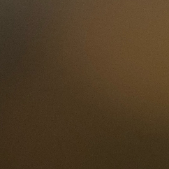 Meet your Posher, Stephanie - Picture 1 of 1